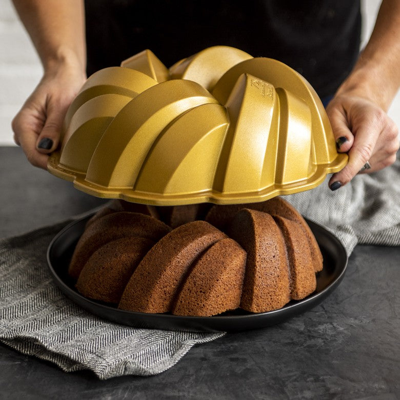 Braided Bundt Pan