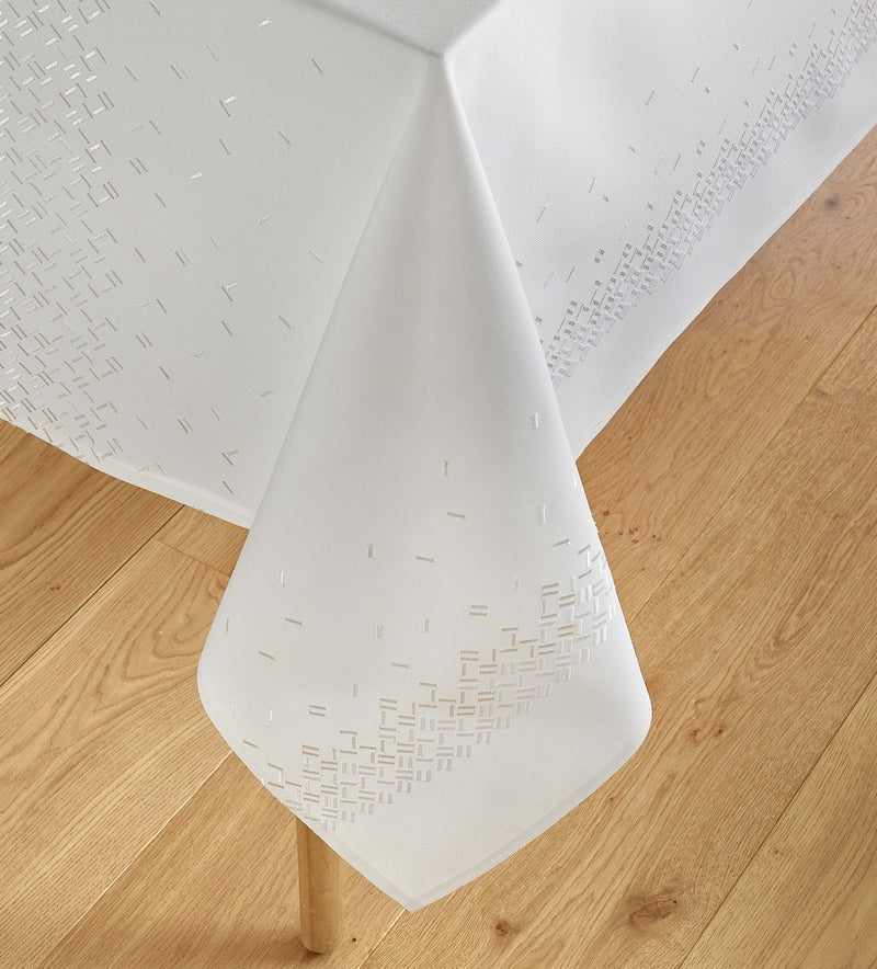 Tablecloth Confetti