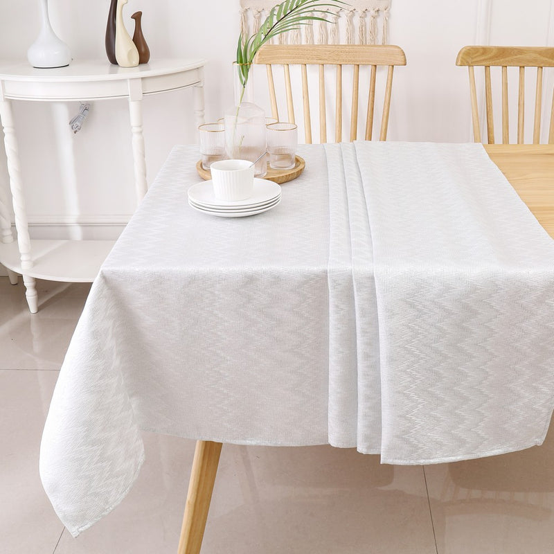 Jacquard Tablecloth | Silver Zigzag