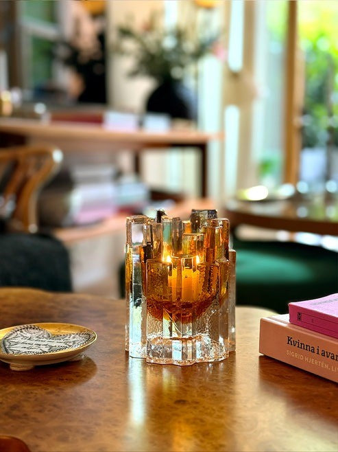 Hurricane/Vase | Amber Rock