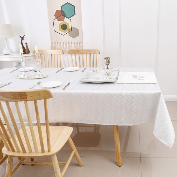 Jacquard Tablecloth | Silver Zigzag