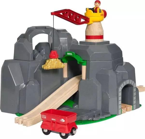 Crane & Mountain Tunnel Set