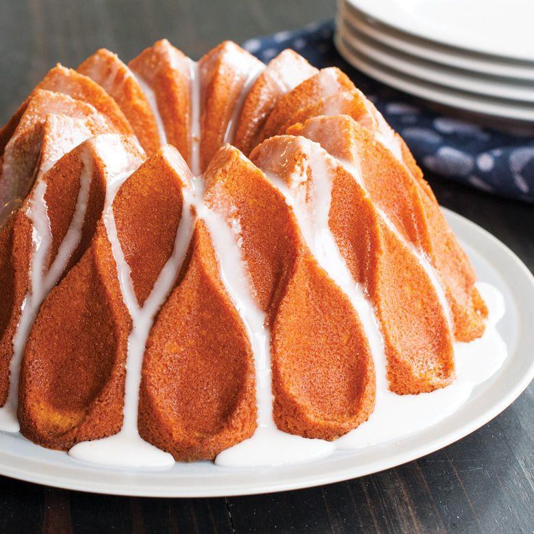 Nordicware Crown Bundt Pan | Kitchen Art
