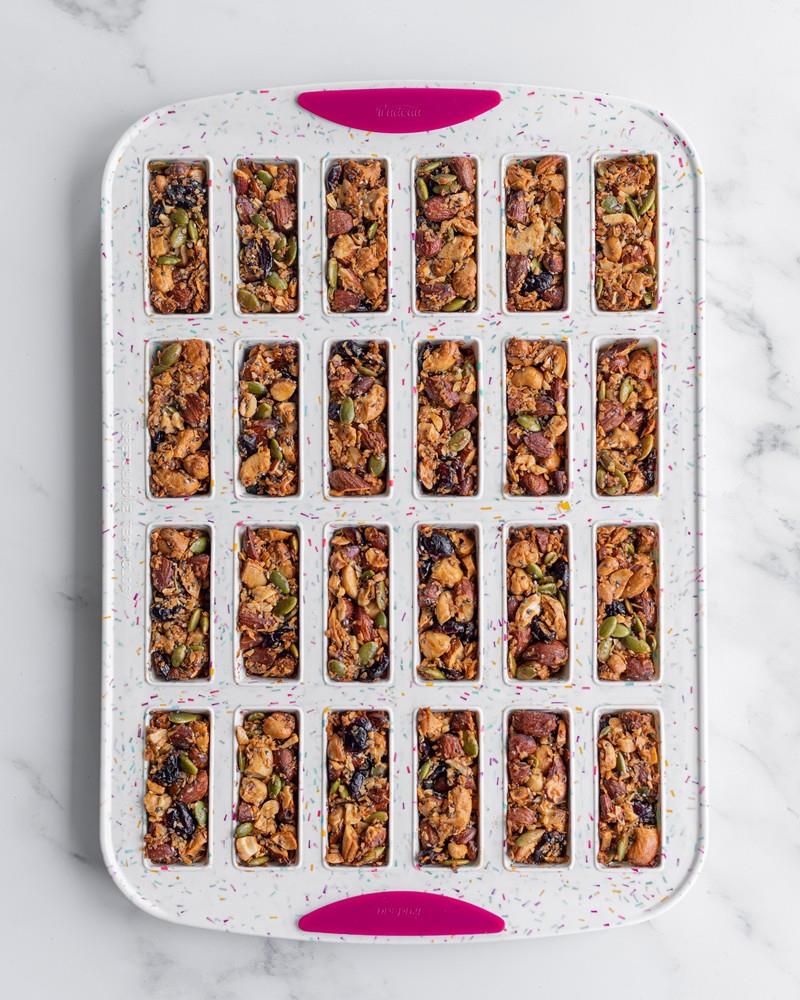Confetti Bar Cake Pan | Kitchen Art | Wrapt