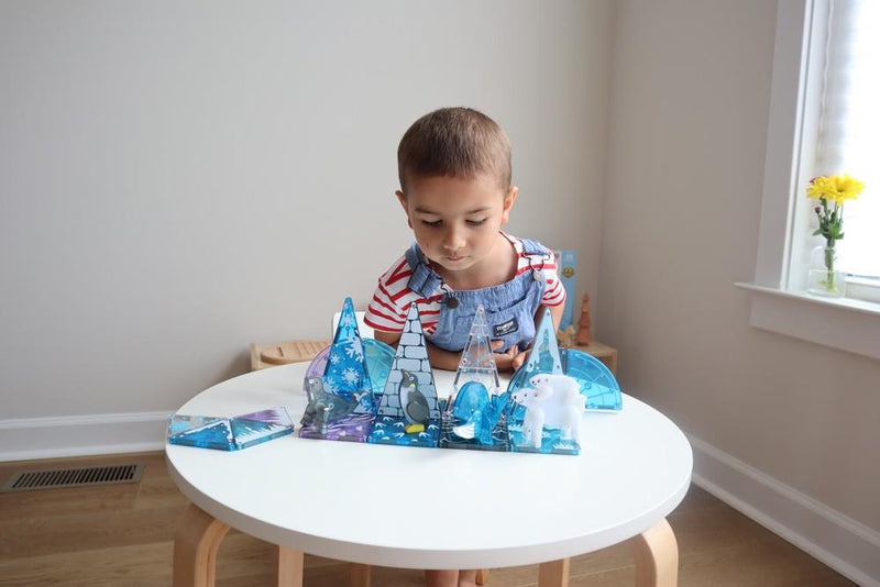 Magnatiles 25 Piece Arctic Animals | Kitchen Art |Wrapt