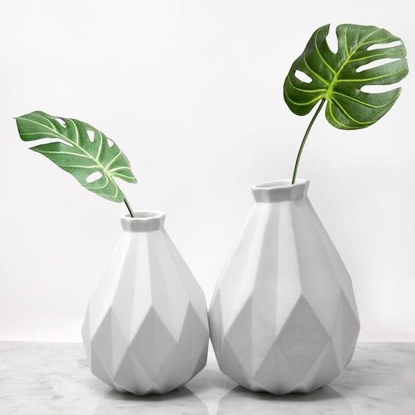 Medium Vase - Kartha