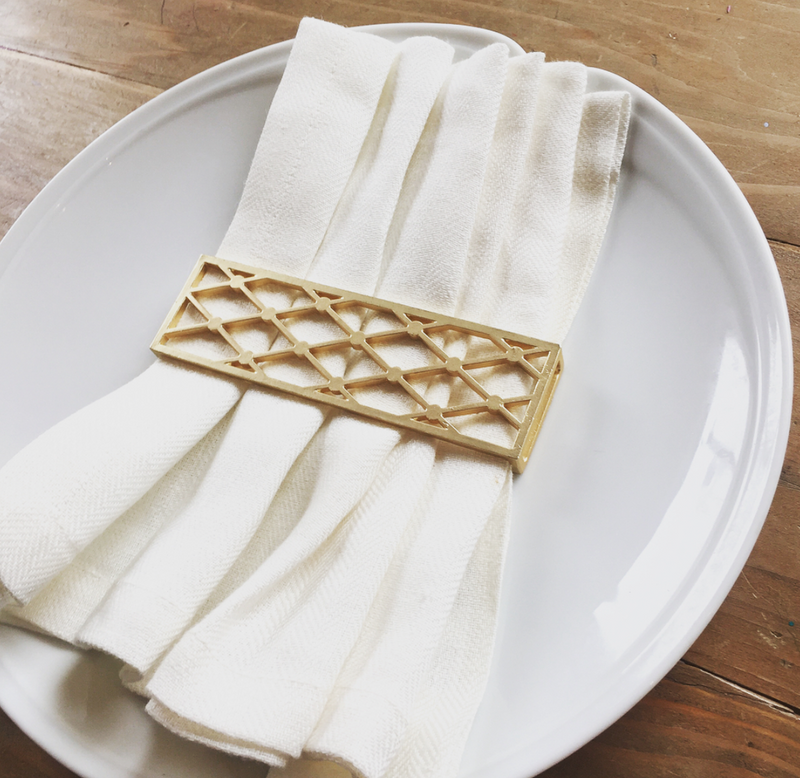 Gold Trellis Set of 4 Napkin Wraps